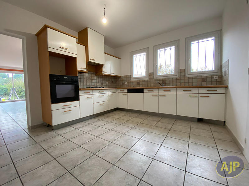 Maison - 105 m² - 4 pièces