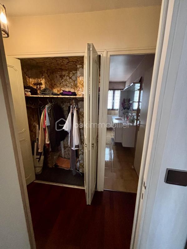 Maison traditionnelle - 97 m² - 5 pièces