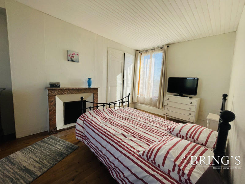 Maison - 158 m² - 7 pièces