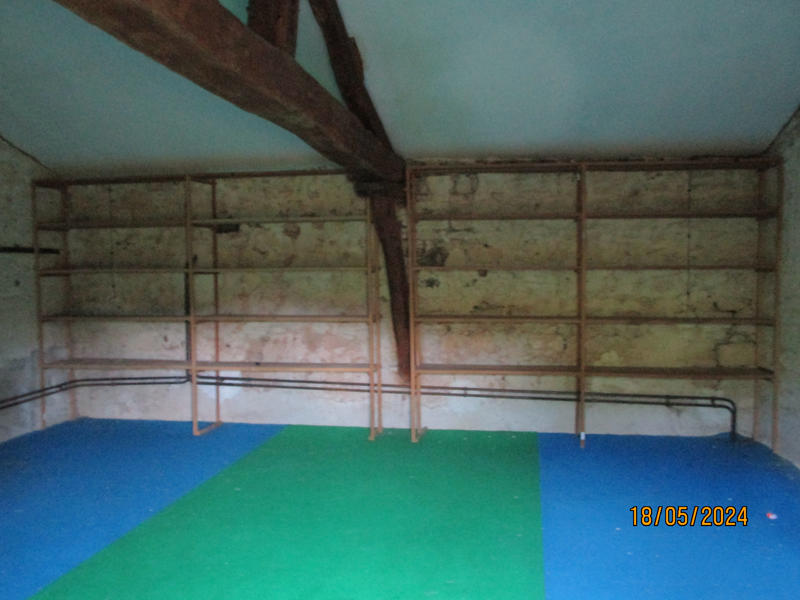 Maison - 262 m² - 9 pièces