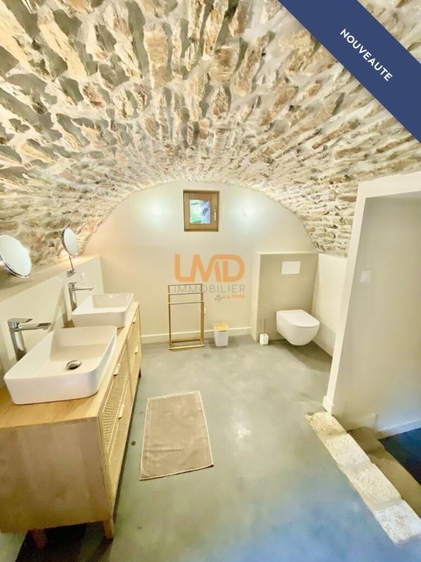 Maison en pierre - 200 m² - 8 pièces