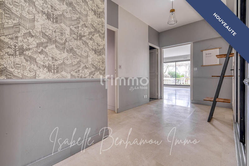 Appartement - 104 m² - 4 pièces