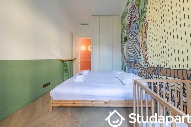 Appartement - 160 m² - 5 pièces