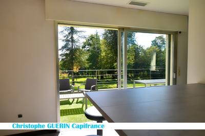 Maison - 227 m² - 7 pièces