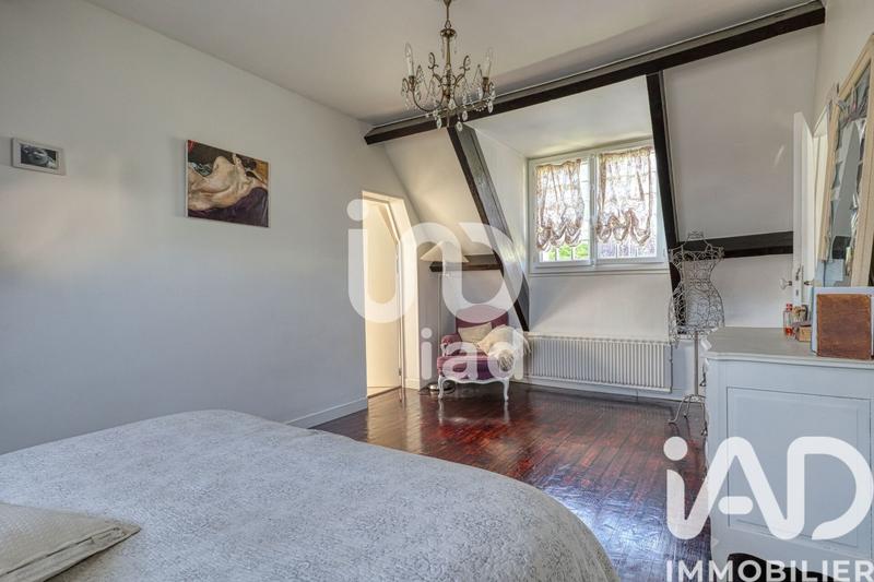 Maison - 232 m² - 7 pièces