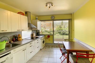 Appartement - 109 m² - 4 pièces