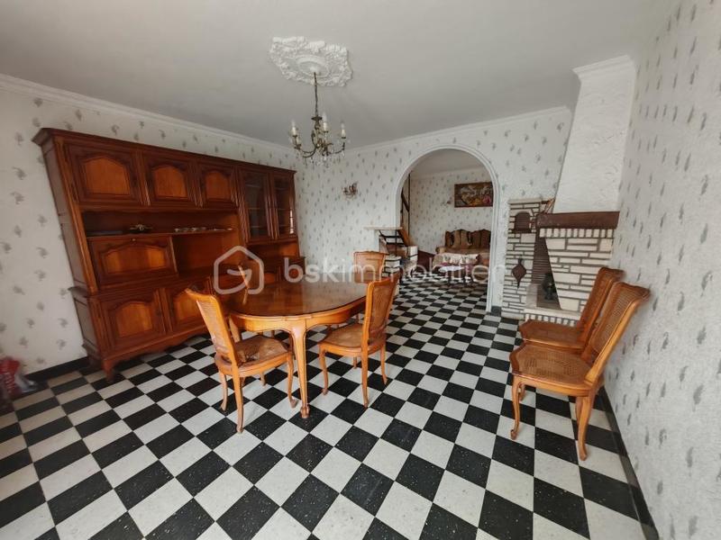 Maison ancienne - 128 m² - 8 pièces