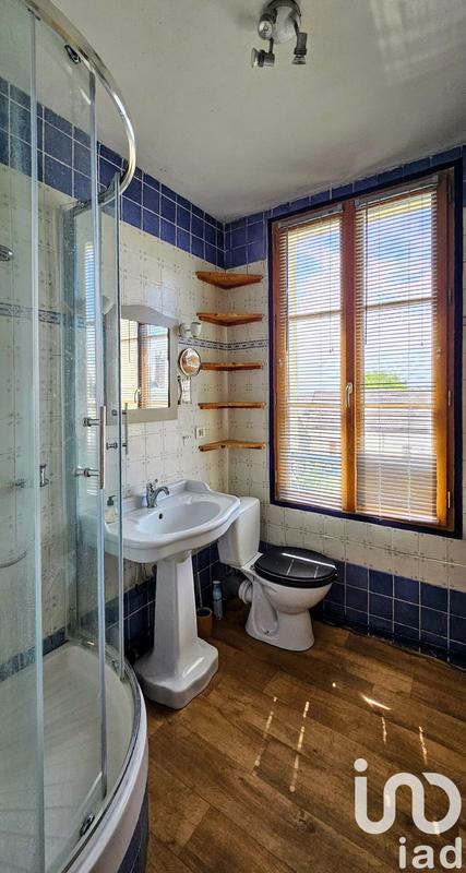 Maison - 182 m² - 8 pièces