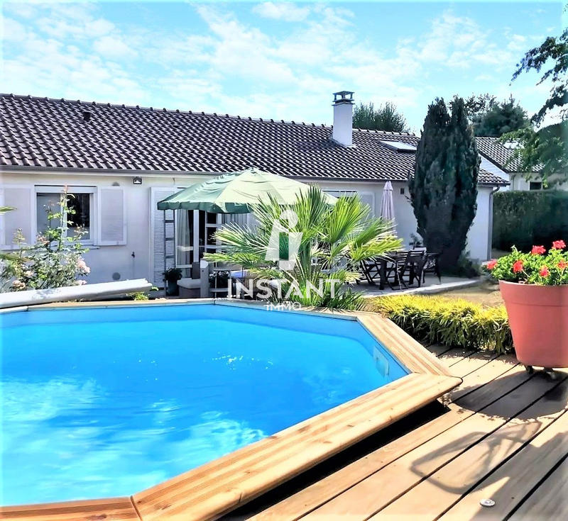 Maison - 170 m² - 8 pièces