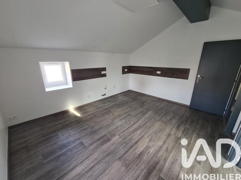 Maison de village - 92 m² - 6 pièces