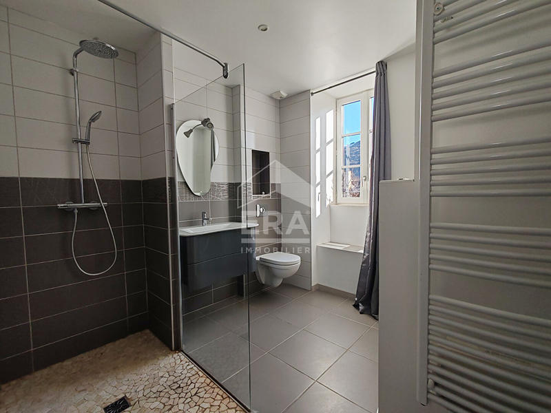 Maison - 128 m² - 7 pièces