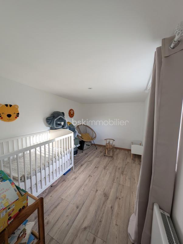 Maison traditionnelle - 90 m² - 4 pièces