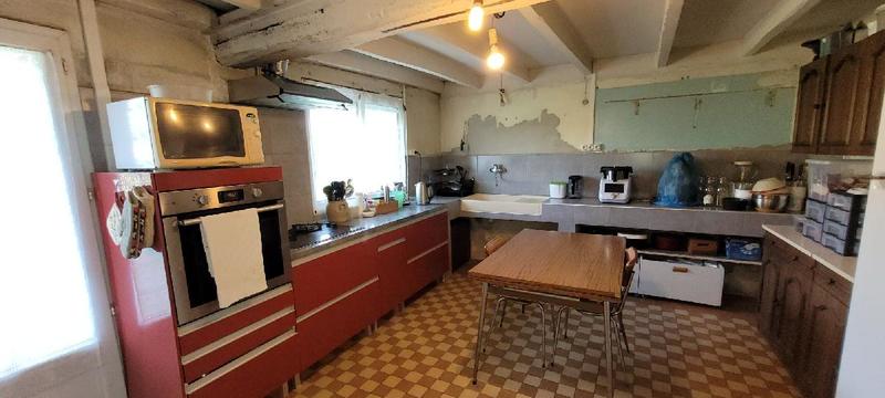 Maison - 200 m² - 8 pièces