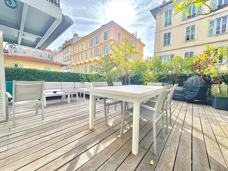 Appartement - 85 m² - 3 pièces