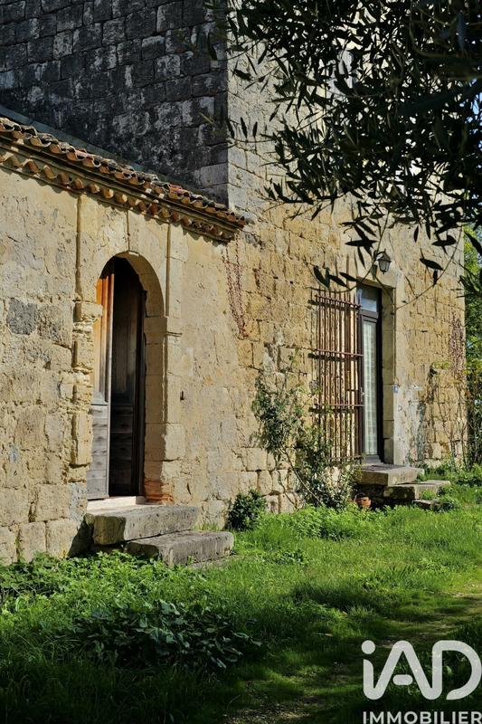 Maison - 706 m² - 16 pièces