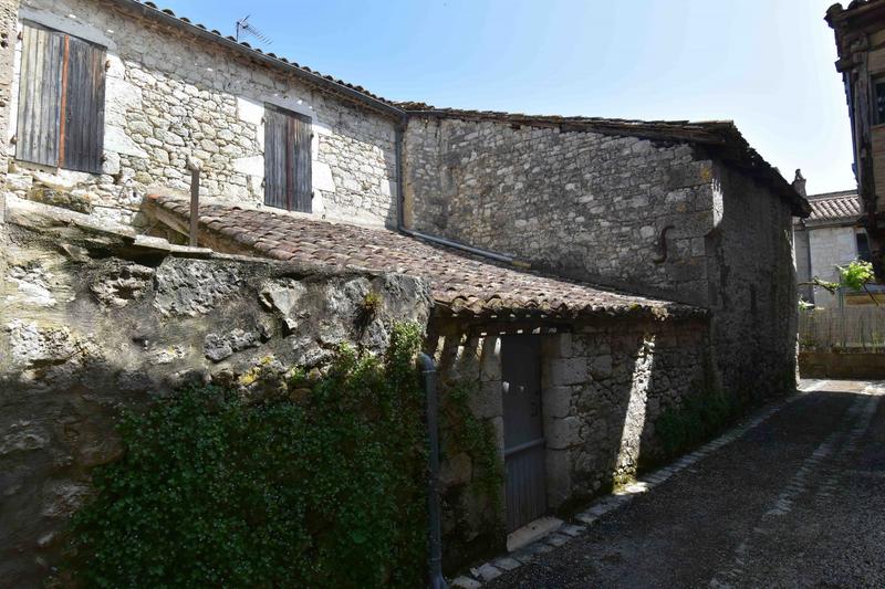 Maison traditionnelle - 140 m² - 6 pièces