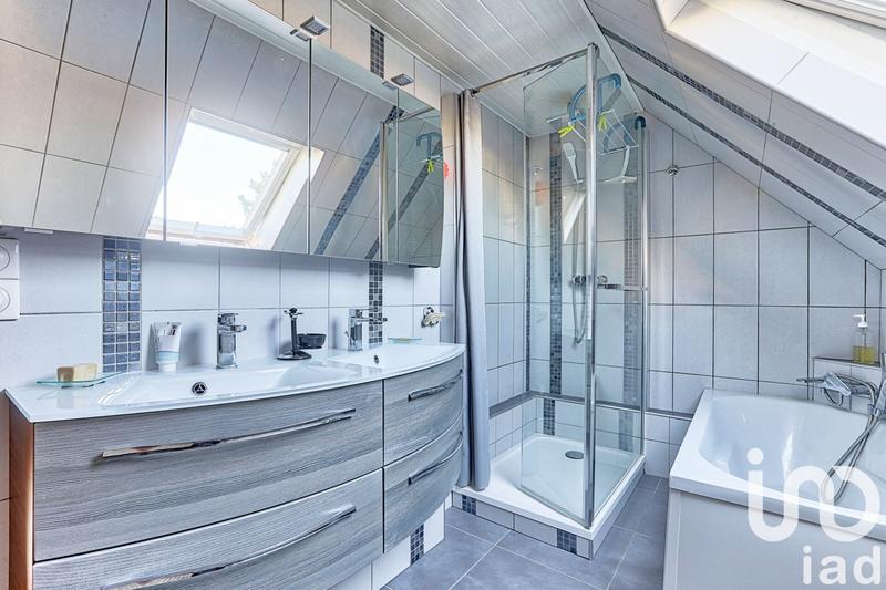 Maison - 115 m² - 7 pièces