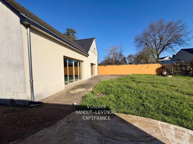 Maison - 264 m² - 10 pièces