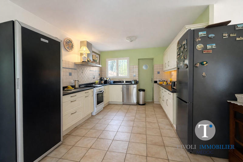 Maison - 145 m² - 6 pièces