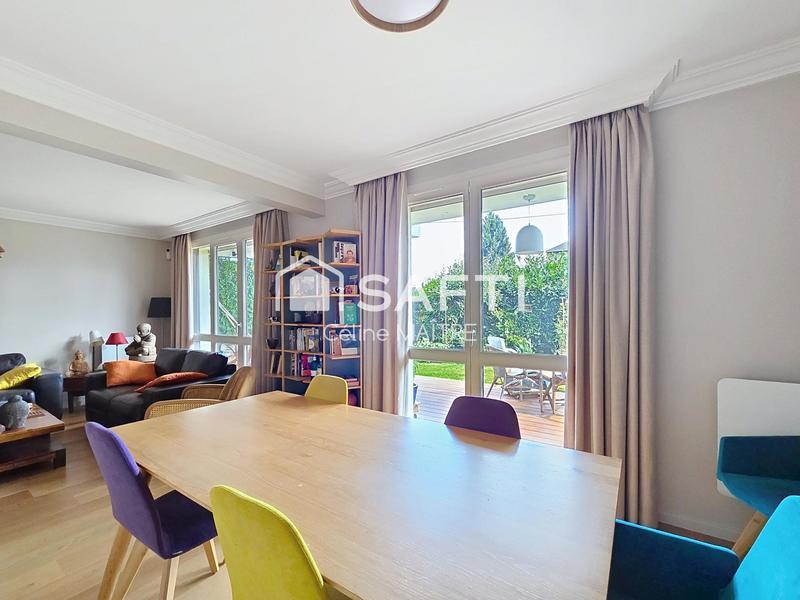 Appartement - 100 m² - 4 pièces