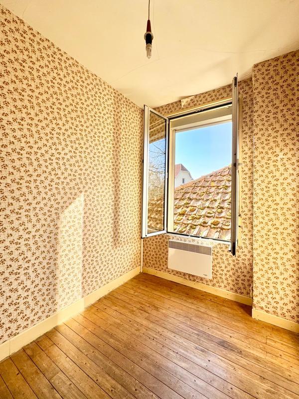 Duplex - 107 m² - 6 pièces