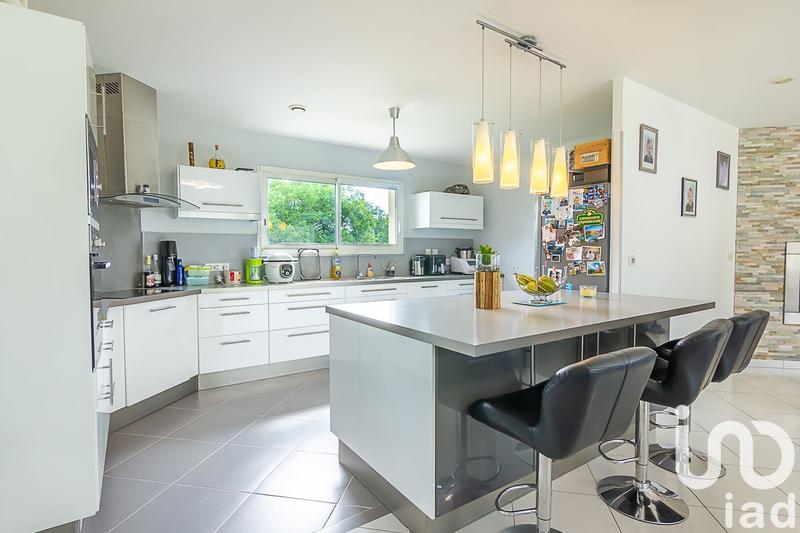 Appartement - 128 m² - 5 pièces