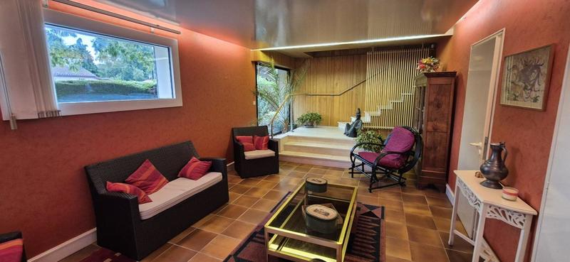 Maison - 178 m² - 6 pièces