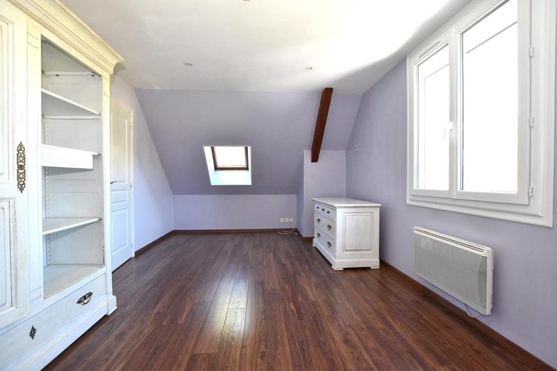 Maison - 141 m² - 5 pièces