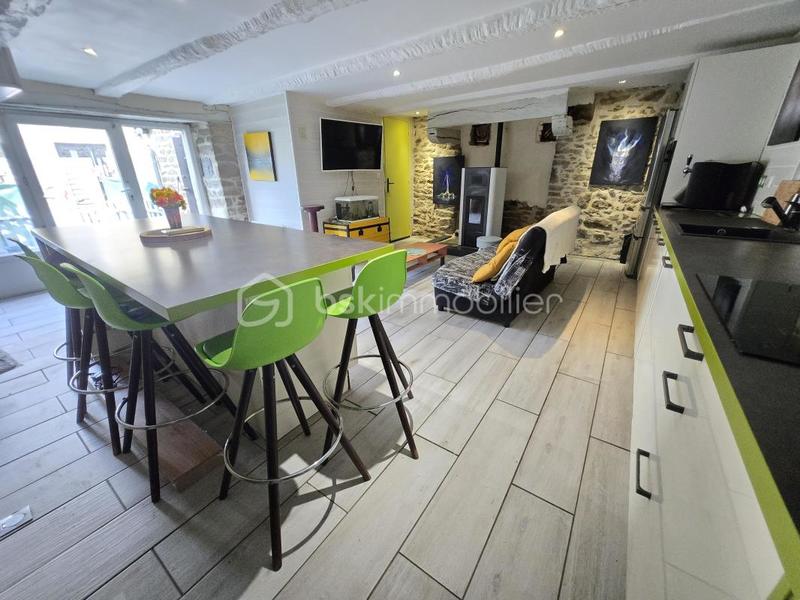 Maison en pierre - 83 m² - 4 pièces