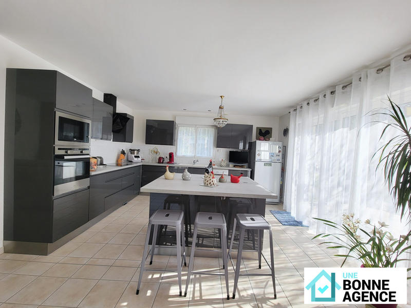 Maison contemporaine - 150 m² - 6 pièces