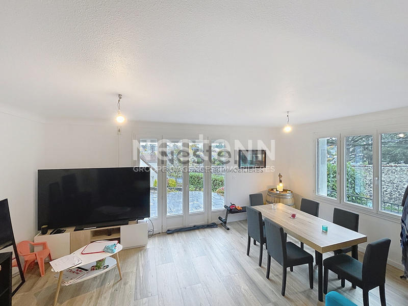 Maison - 87 m² - 6 pièces