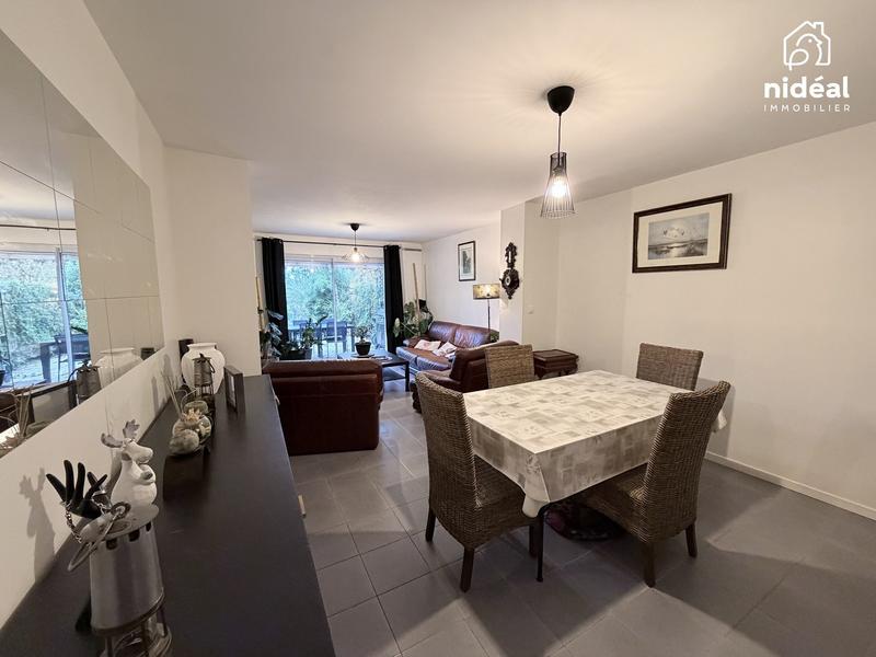 Maison - 90 m² - 4 pièces