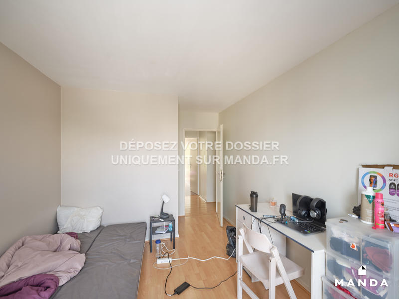 Chambre - 14 m² - 4 pièces