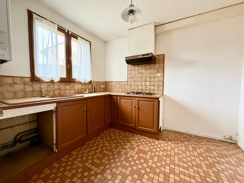 Maison - 85 m² - 5 pièces