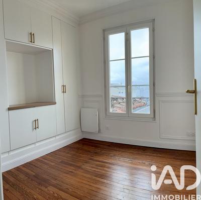 Appartement - 82 m² - 4 pièces