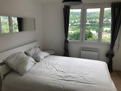 Chambre - 84 m² - 5 pièces