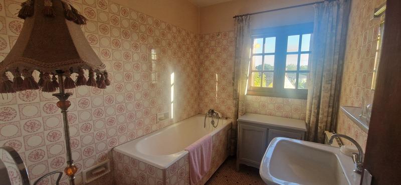 Maison - 190 m² - 8 pièces