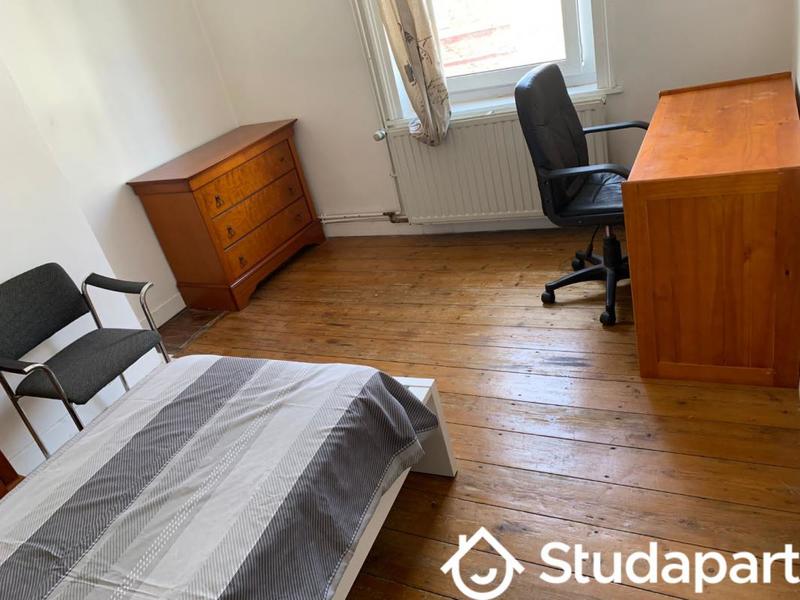 Chambre - 13 m² - 1 pièce