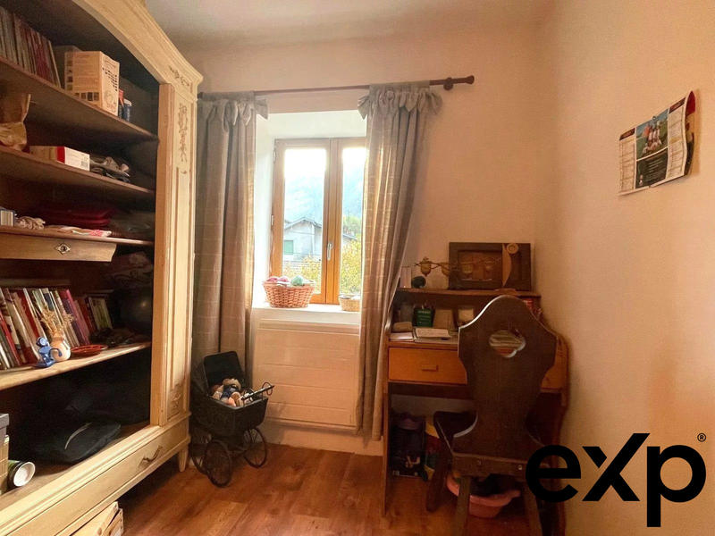 Maison traditionnelle - 100 m² - 4 pièces