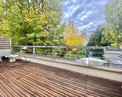 Appartement - 125 m² - 5 pièces