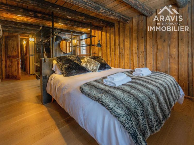 Châlet - 340 m² - 10 pièces