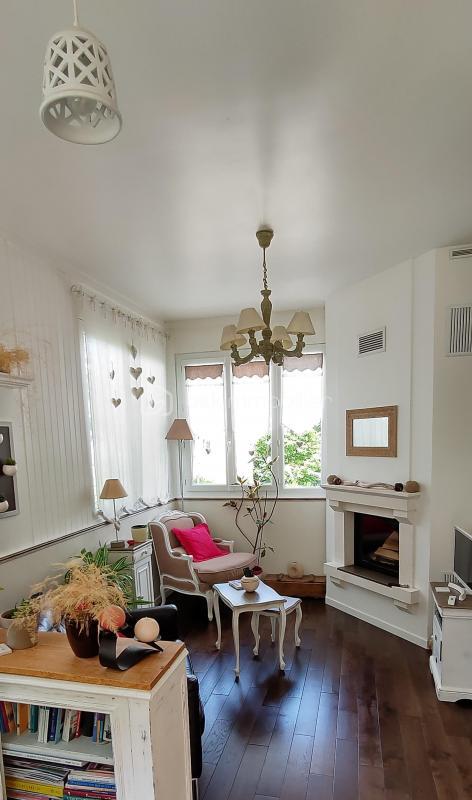 Maison - 104 m² - 5 pièces