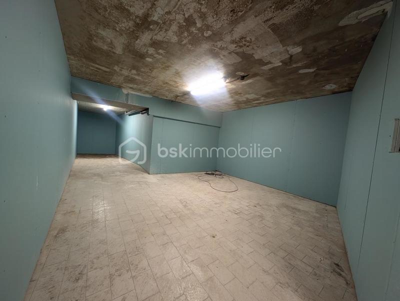 Immeuble - 77 m² - 3 pièces