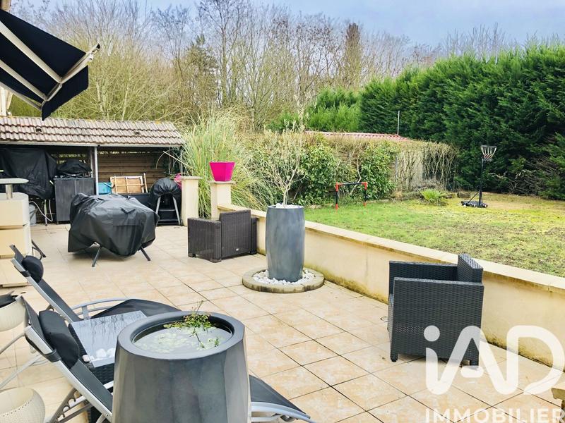 Maison - 99 m² - 5 pièces