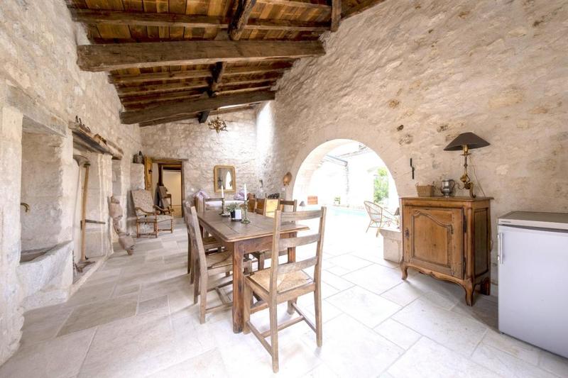 Maison - 144 m² - 6 pièces