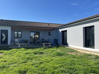 Maison - 145 m² - 5 pièces