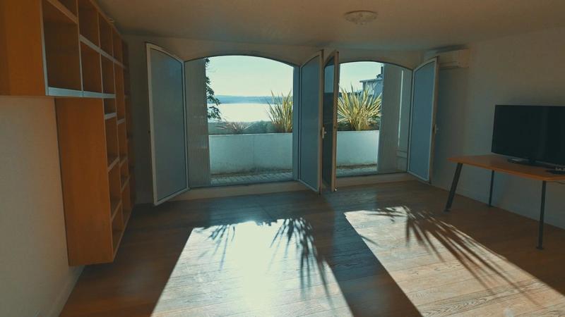 Villa - 325 m² - 6 pièces