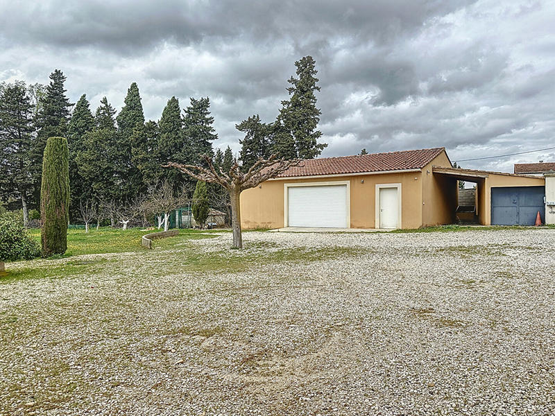 Maison - 240 m² - 7 pièces