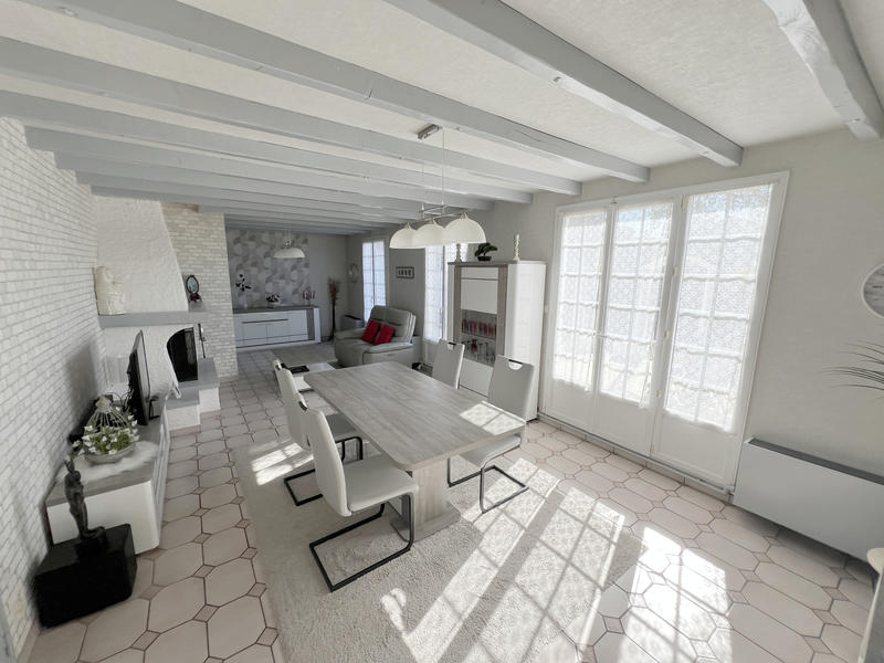 Maison - 130 m² - 6 pièces