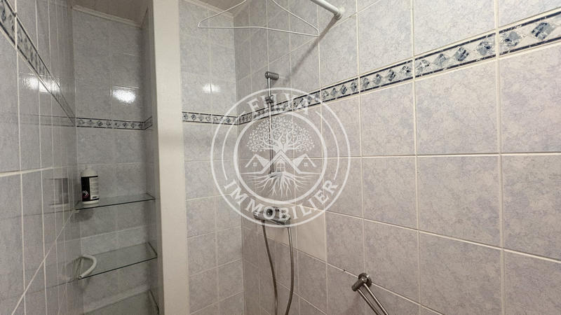 Maison - 172 m² - 5 pièces